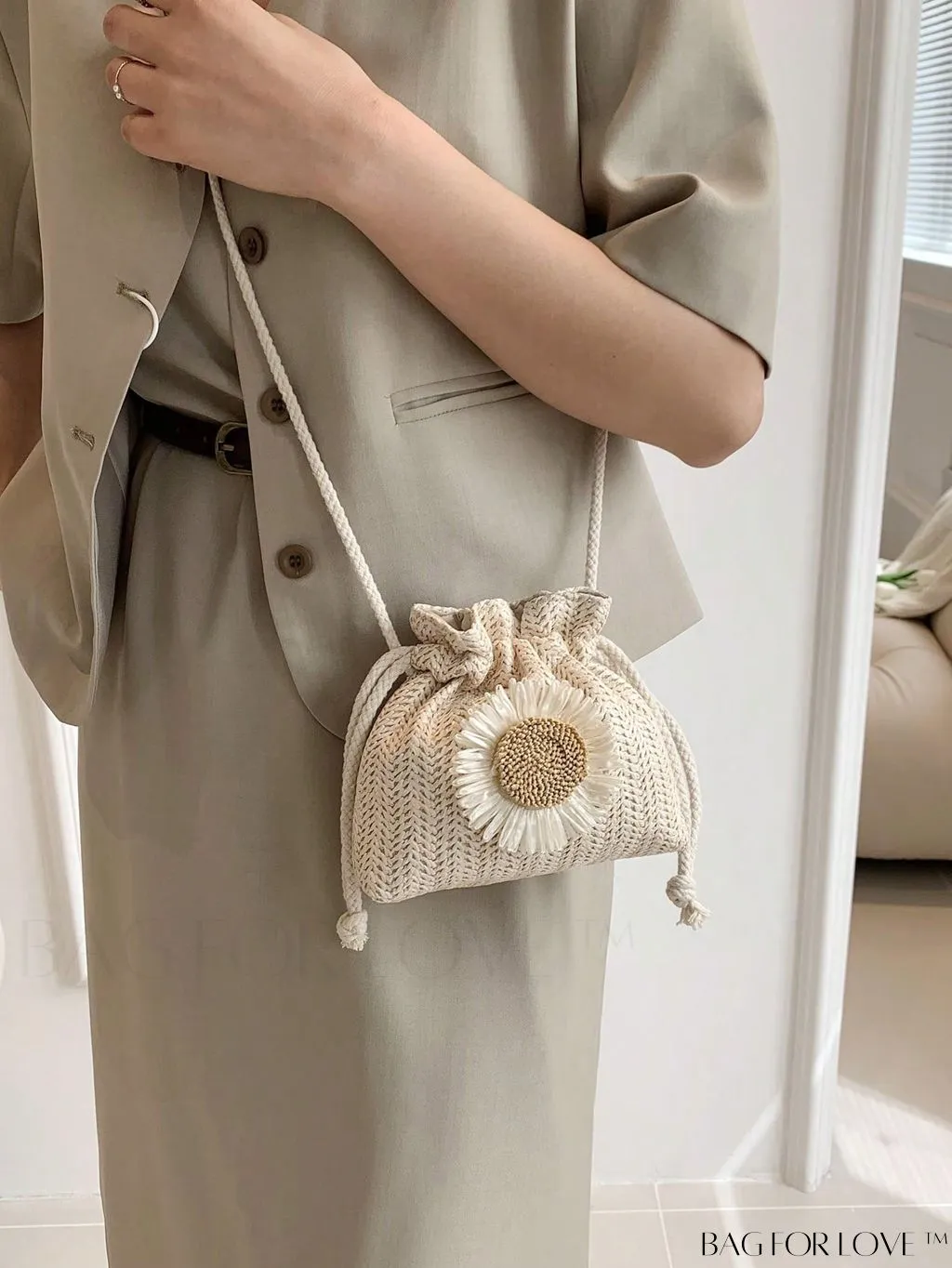 BagForLove - Compact Floral Drawstring Straw Bag Ideal for Vacations