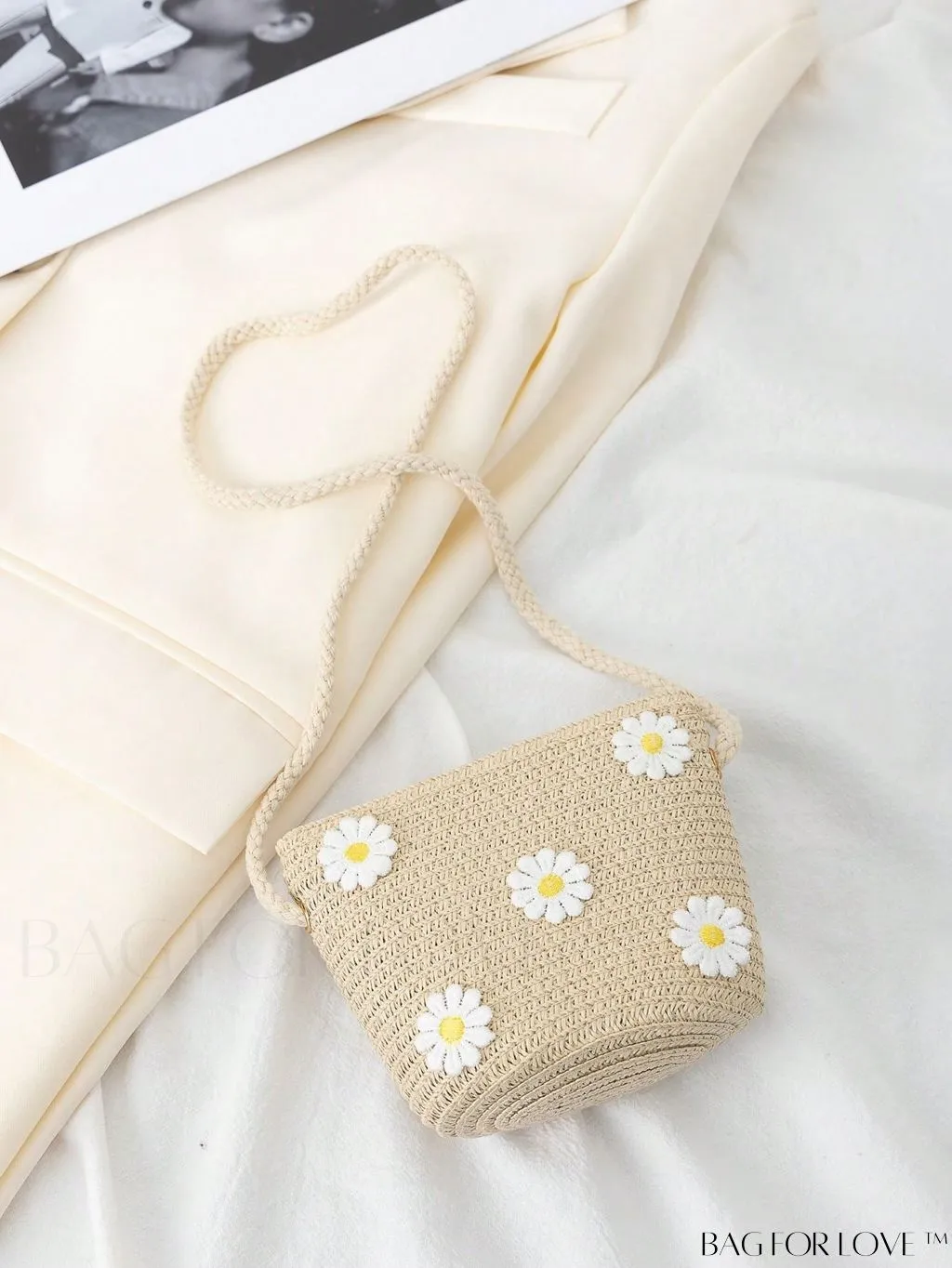 BagForLove - Compact Floral Straw Bag with Zipper - Ideal for Stylish Getaways