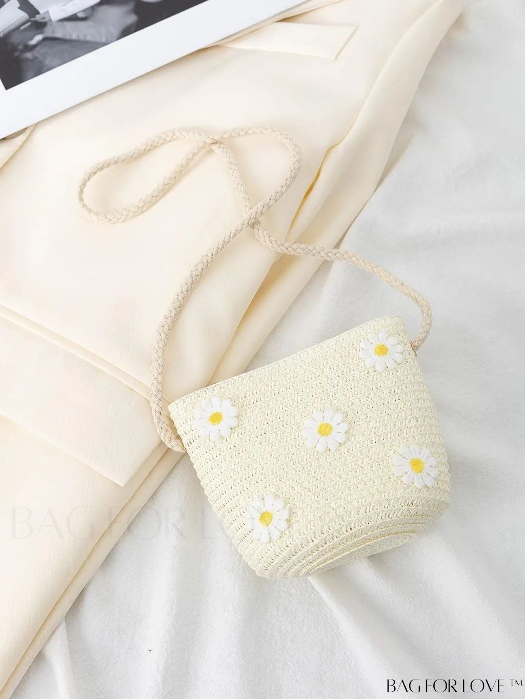 BagForLove - Compact Floral Straw Bag with Zipper - Ideal for Stylish Getaways