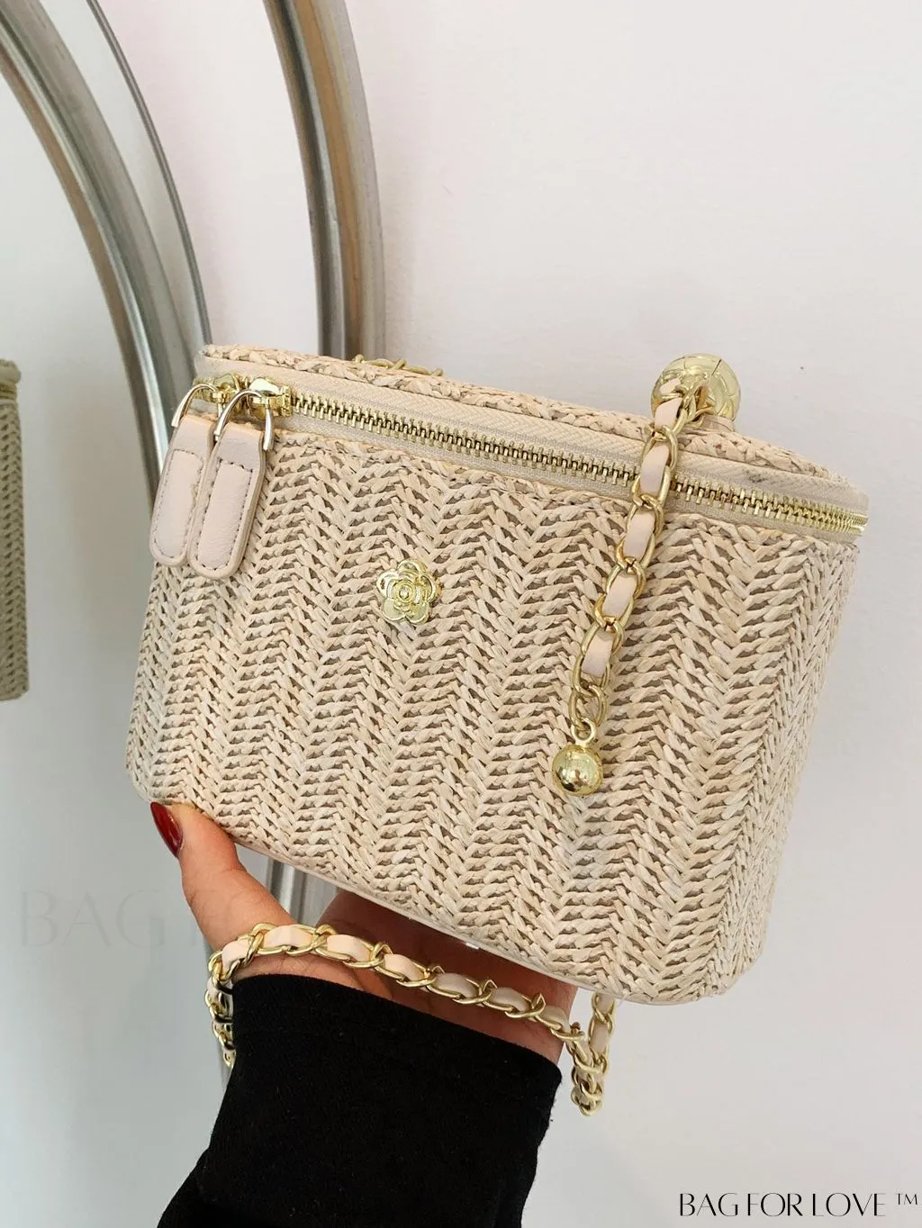 BagForLove - Compact Metal Chain Straw Bag