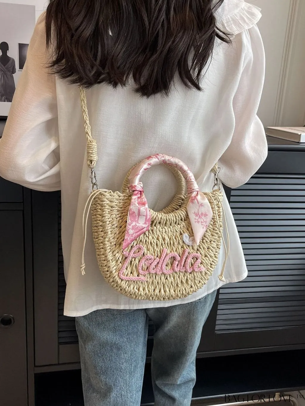BagForLove - Straw Braided Womens Single Shoulder Messenger Bag - The Ultimate All-In-One Solution