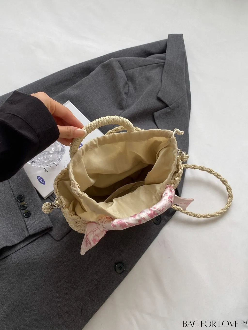 BagForLove - Straw Braided Womens Single Shoulder Messenger Bag - The Ultimate All-In-One Solution