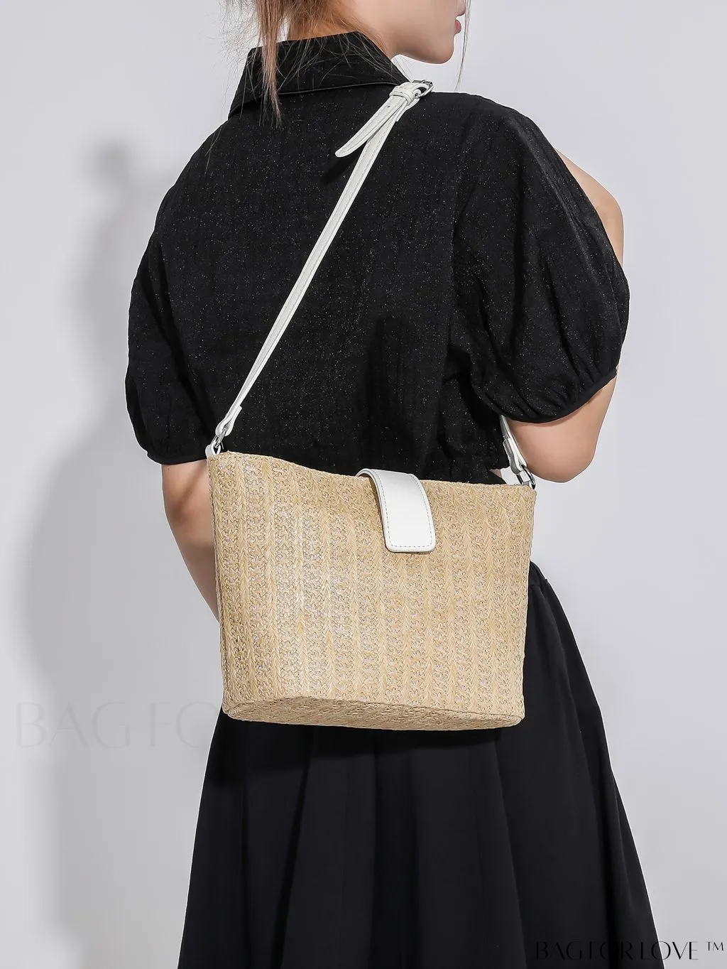 BagForLove - Versatile Crossbody Bag: A Must-have for Your Vacation