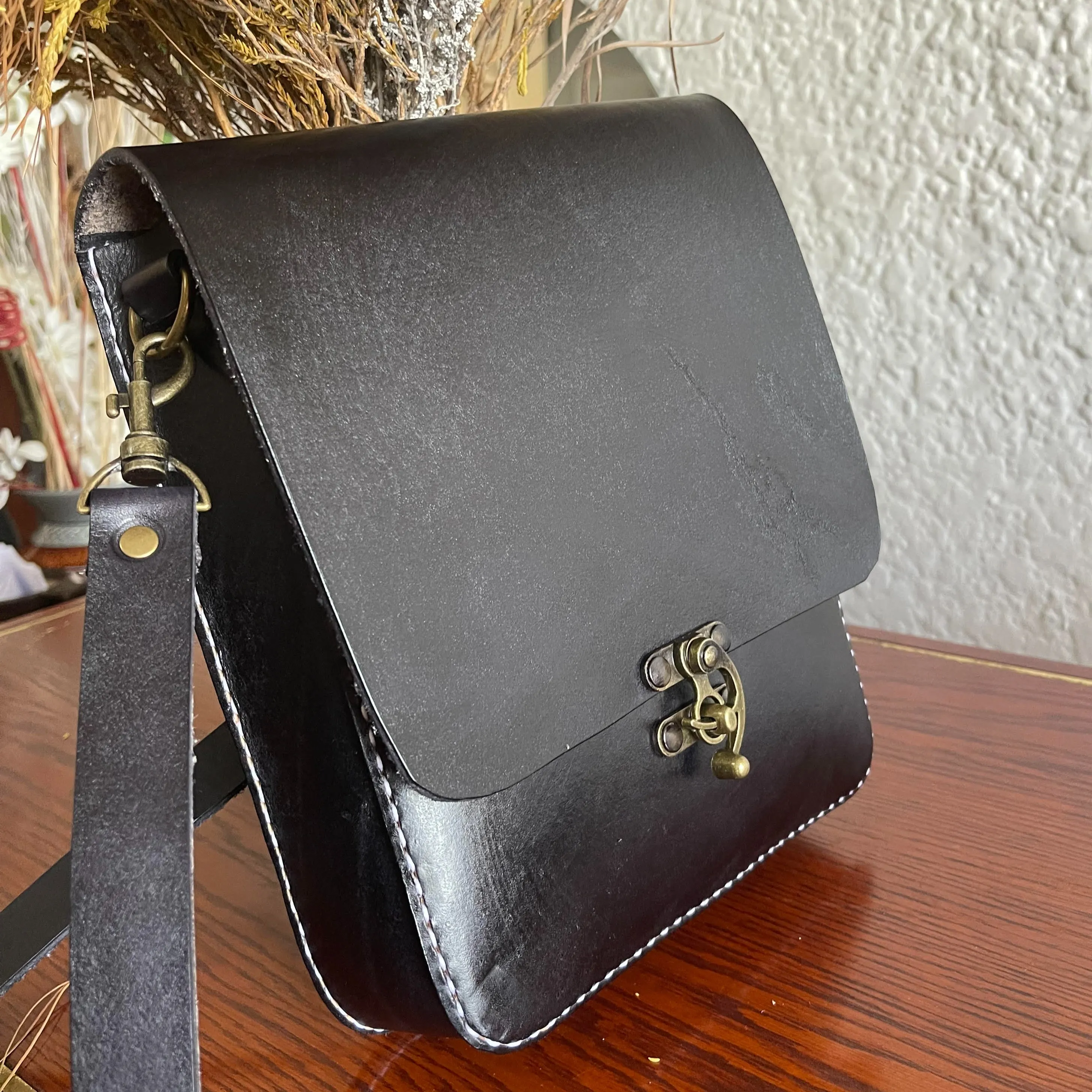 BX Crossbody bag - (Production time - 15 days)