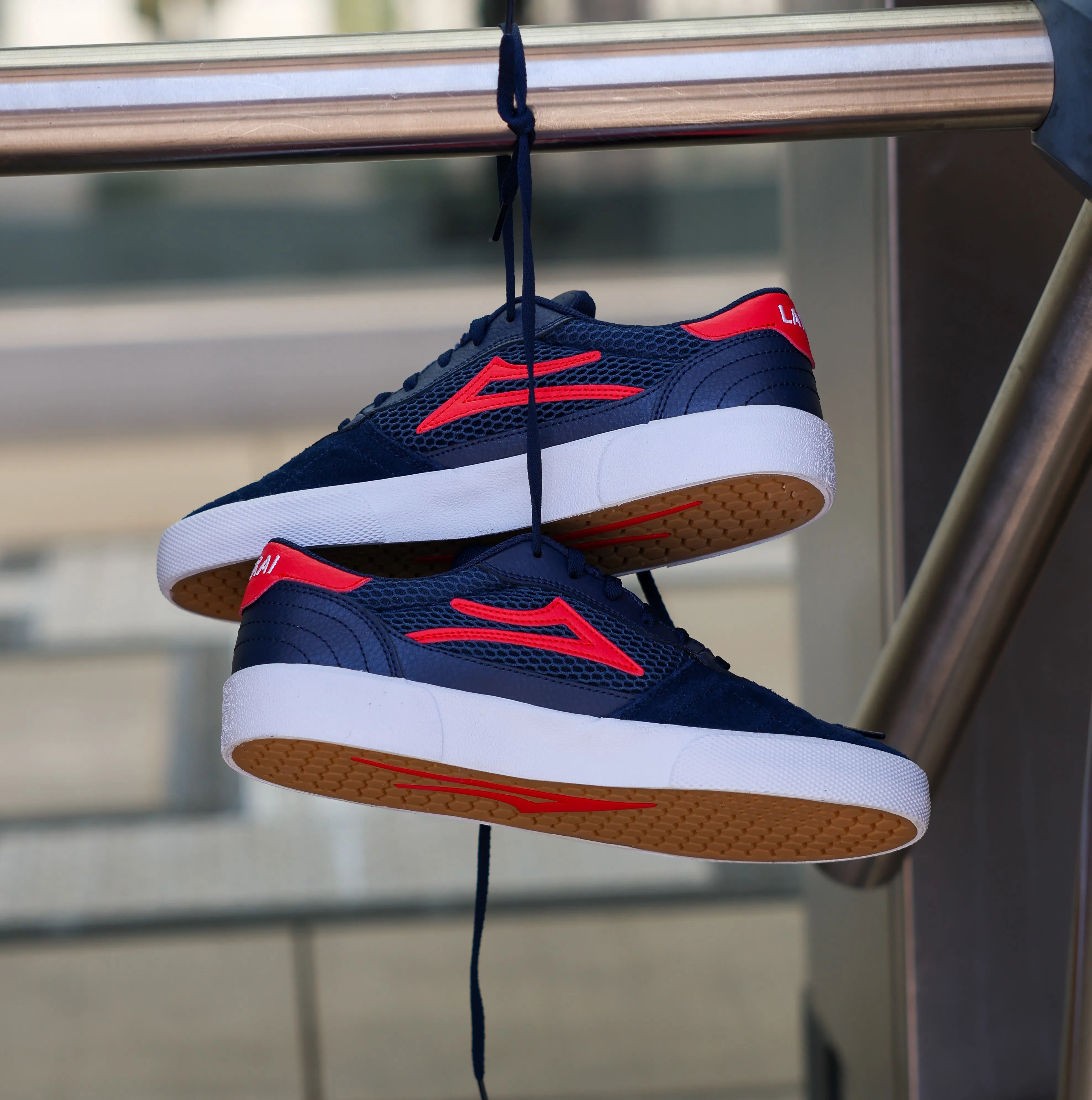Cambridge - Navy/Red Suede