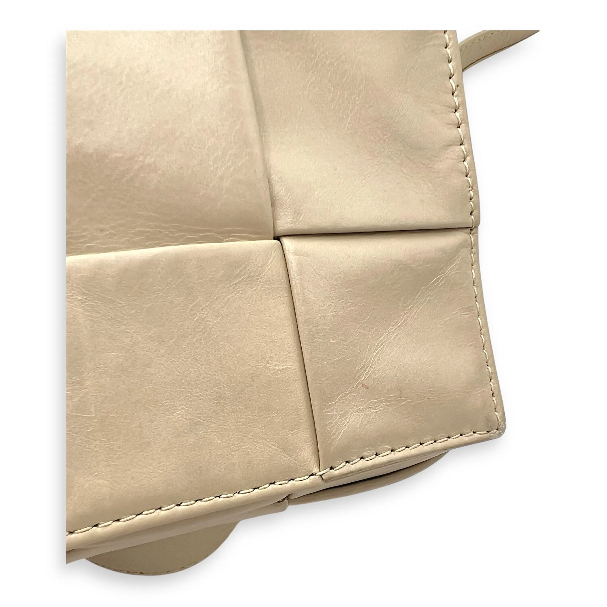 Cassette Crossbody Bag Beige in Calfskin, Silver hardware