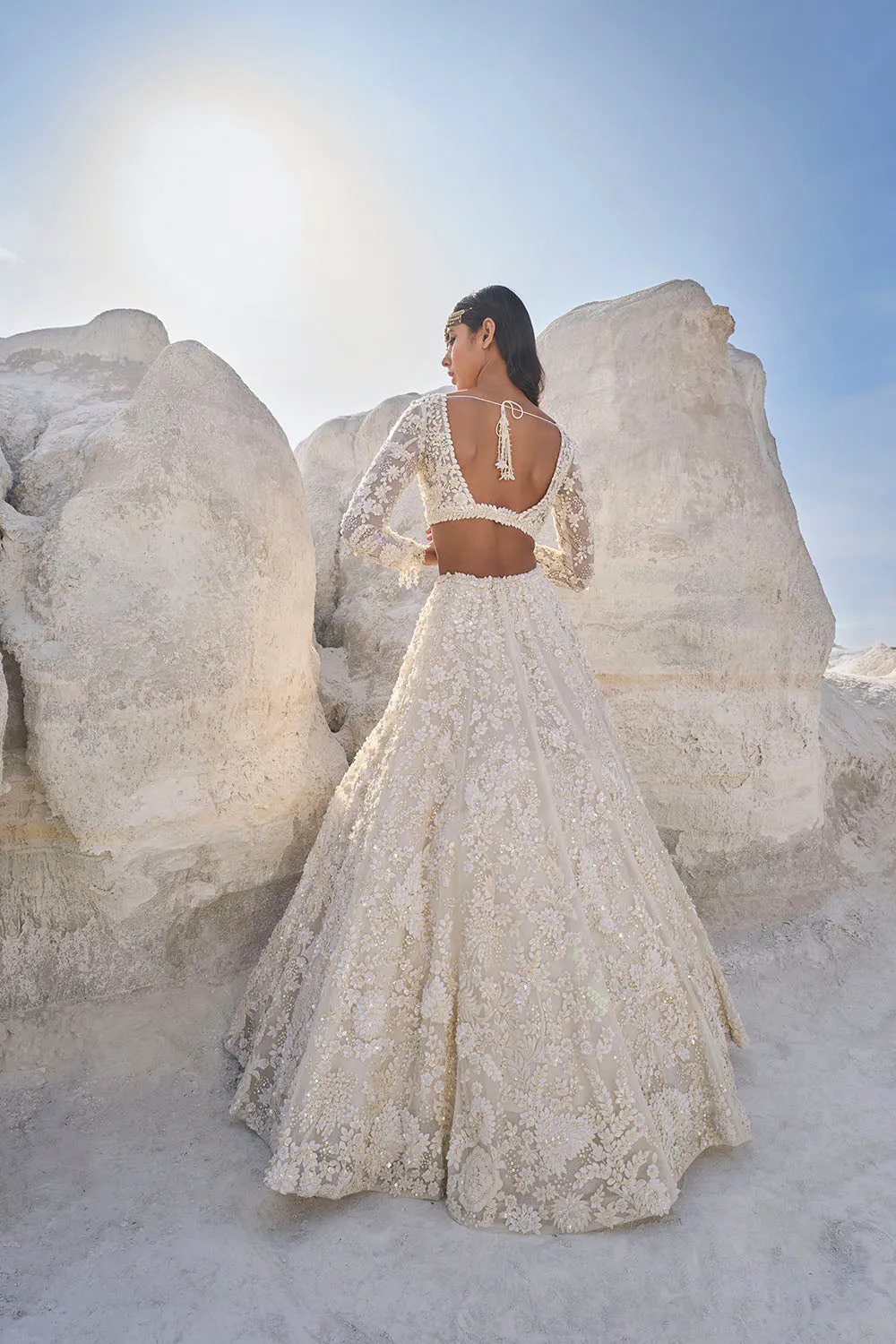 Cream Three-Dimensional Lehenga Set