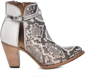 Cuadra Women's Bootie in Genuine Exotic Python Leather White 3F0JPH