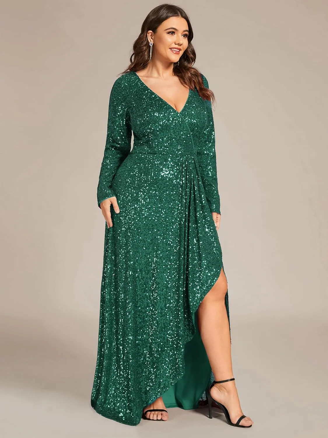 Ever-Pretty Women's V-Neck A-Line Pleated Long Sleeves Floor Length Plus Size Sequin Dress Formal Evening Gowns 50146-DA