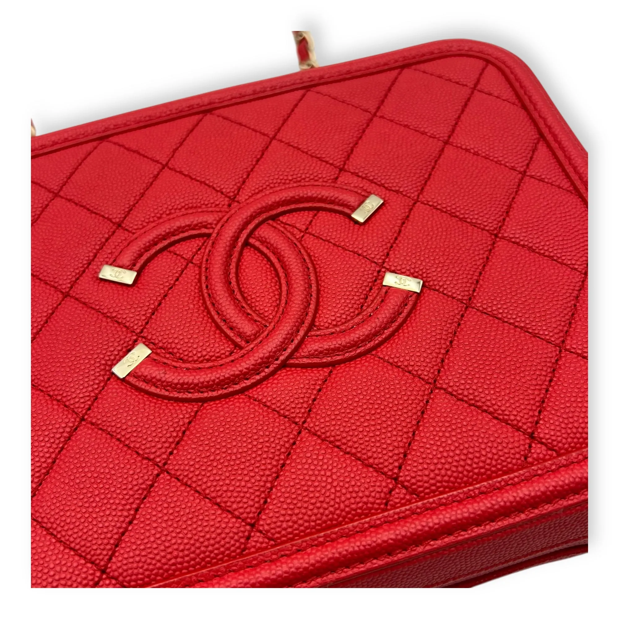 Filigree Vanity Medium Red Crossbody Bag in Caviar Leather, Gold hardware
