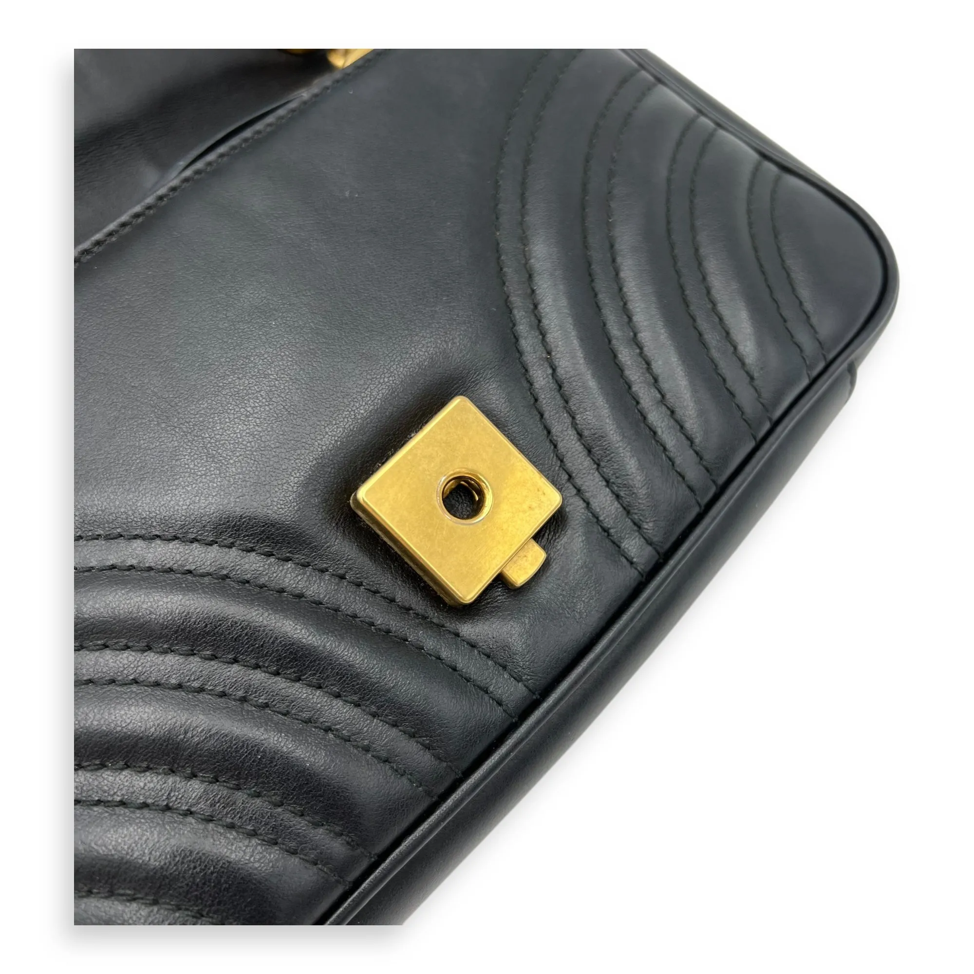 GG Marmont Crossbody Bag Mini Black in Calfskin, Gold hardware