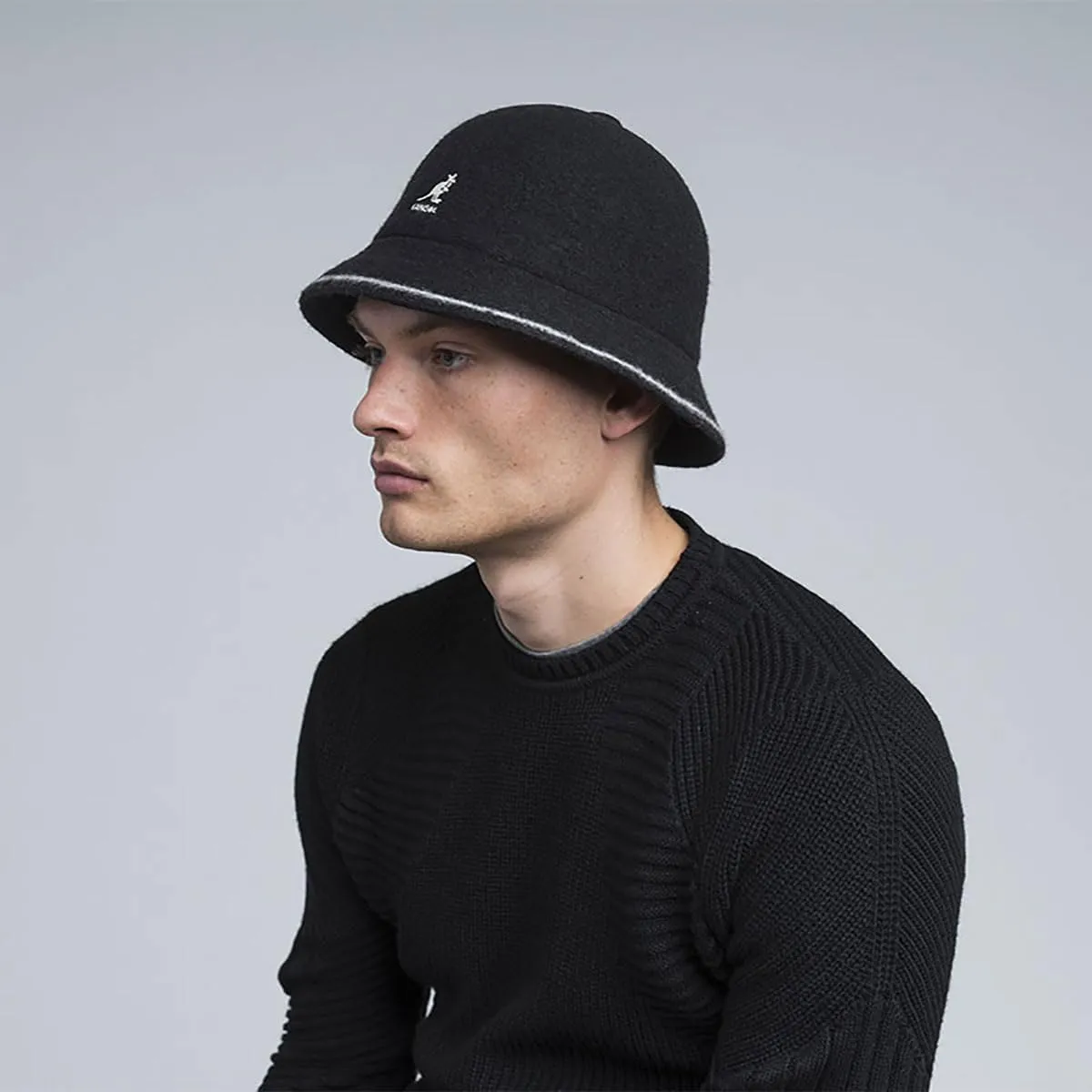 Kangol Men, Women Stripe Casual