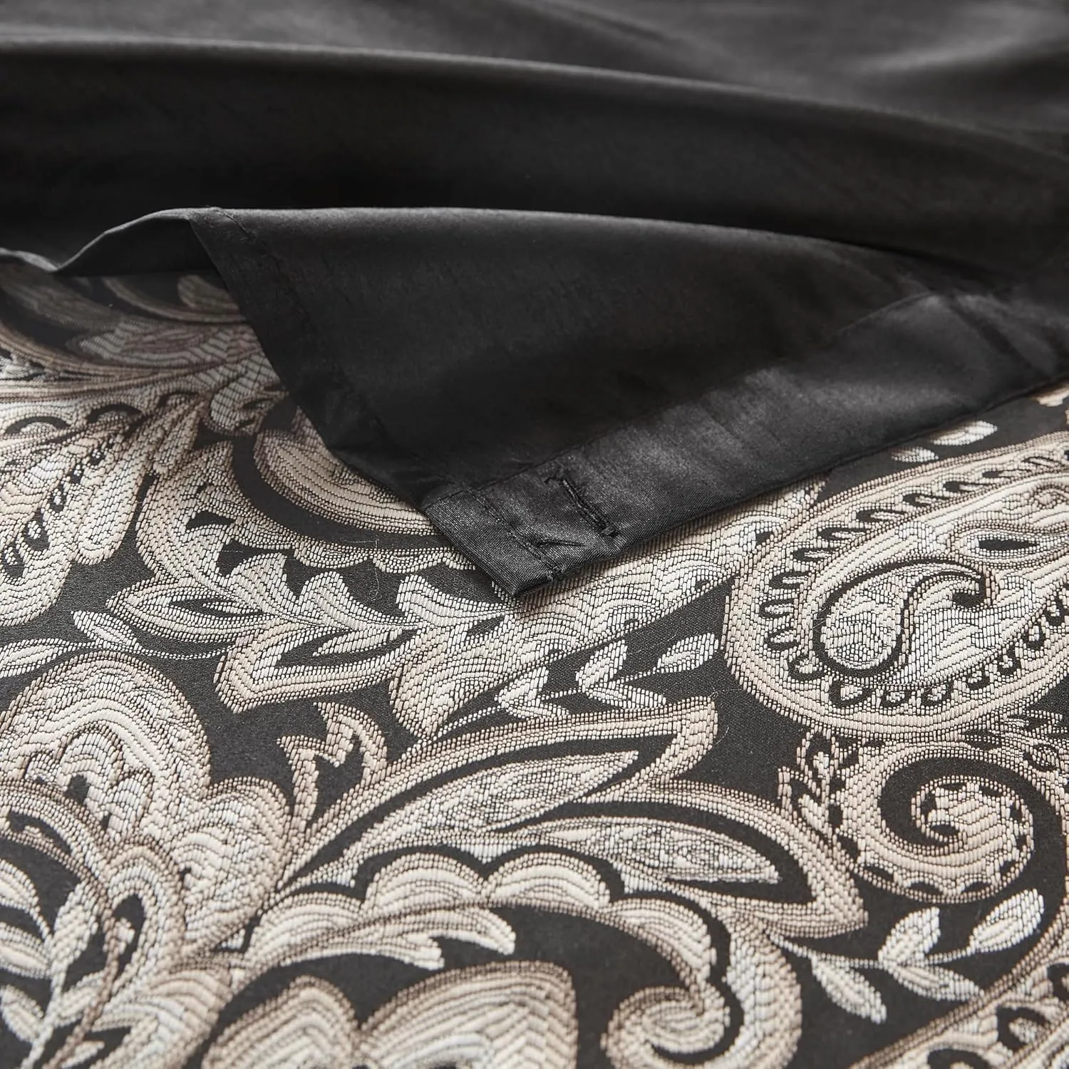 Madison Park - MP70-845 Aubrey Shower Curtain Paisley Jacquard Pieced Microfiber Faux Silk Modern Home Bathroom Decorations Bathtub Privacy Screen, 72" x 72", Black
