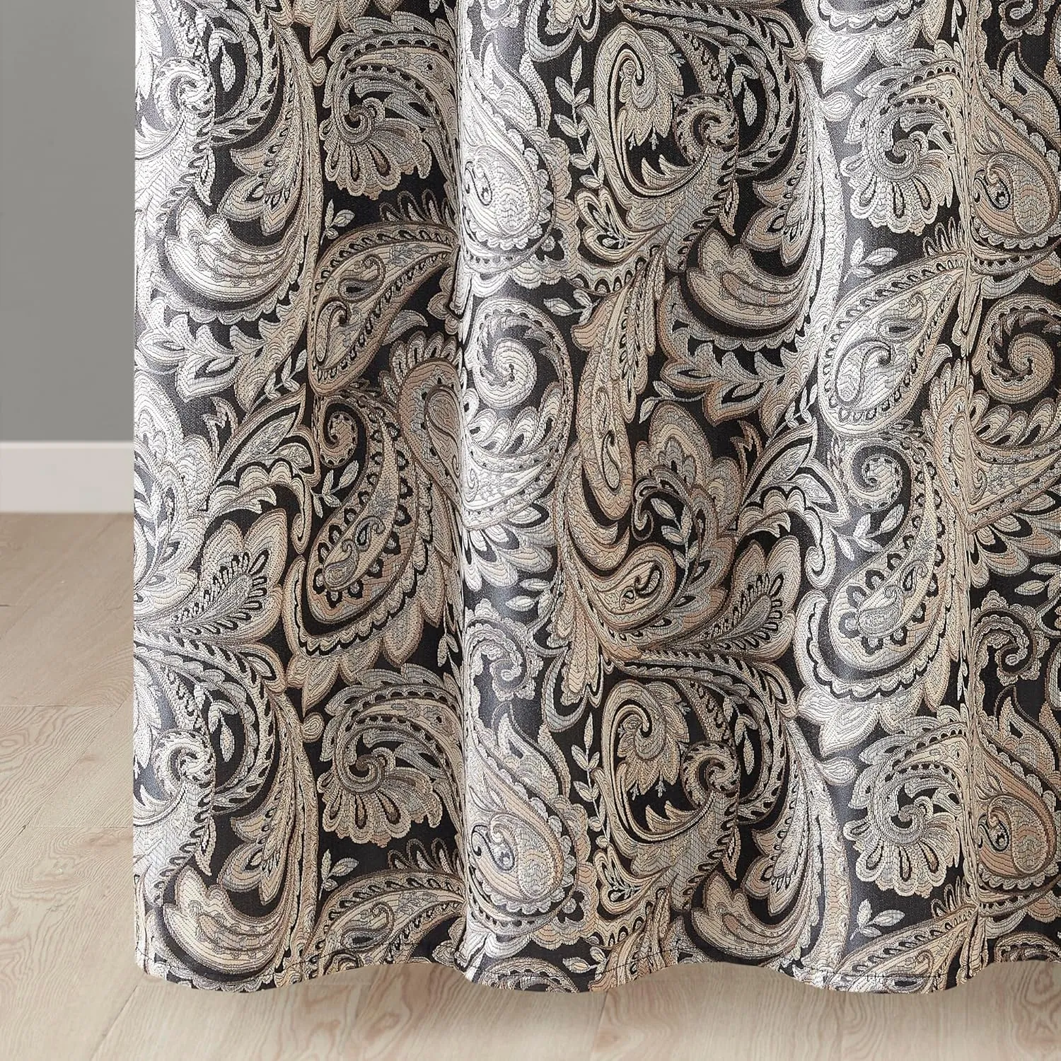 Madison Park - MP70-845 Aubrey Shower Curtain Paisley Jacquard Pieced Microfiber Faux Silk Modern Home Bathroom Decorations Bathtub Privacy Screen, 72" x 72", Black