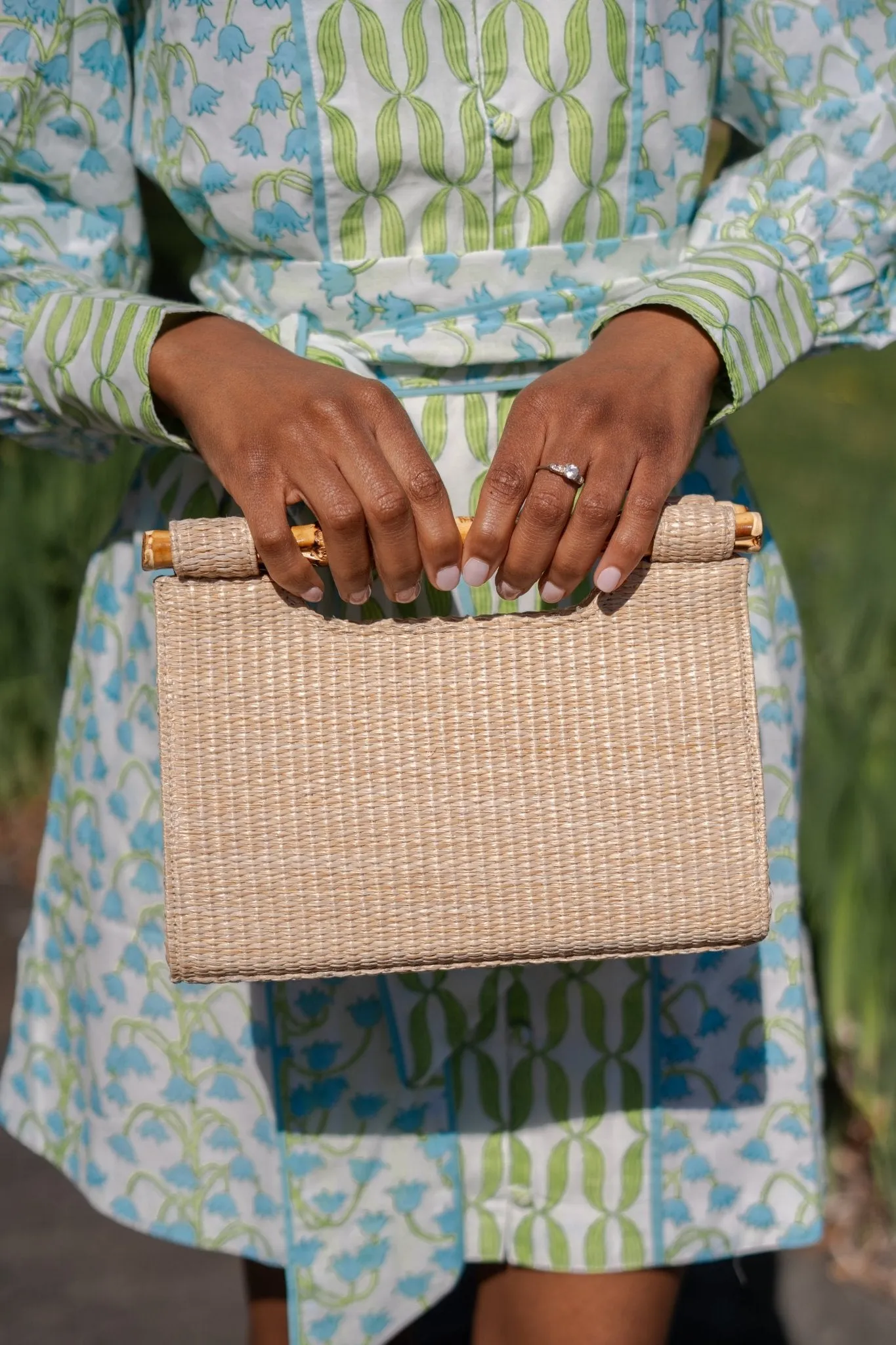 Mary Natural Straw Clutch - Bamboo Natural Handle