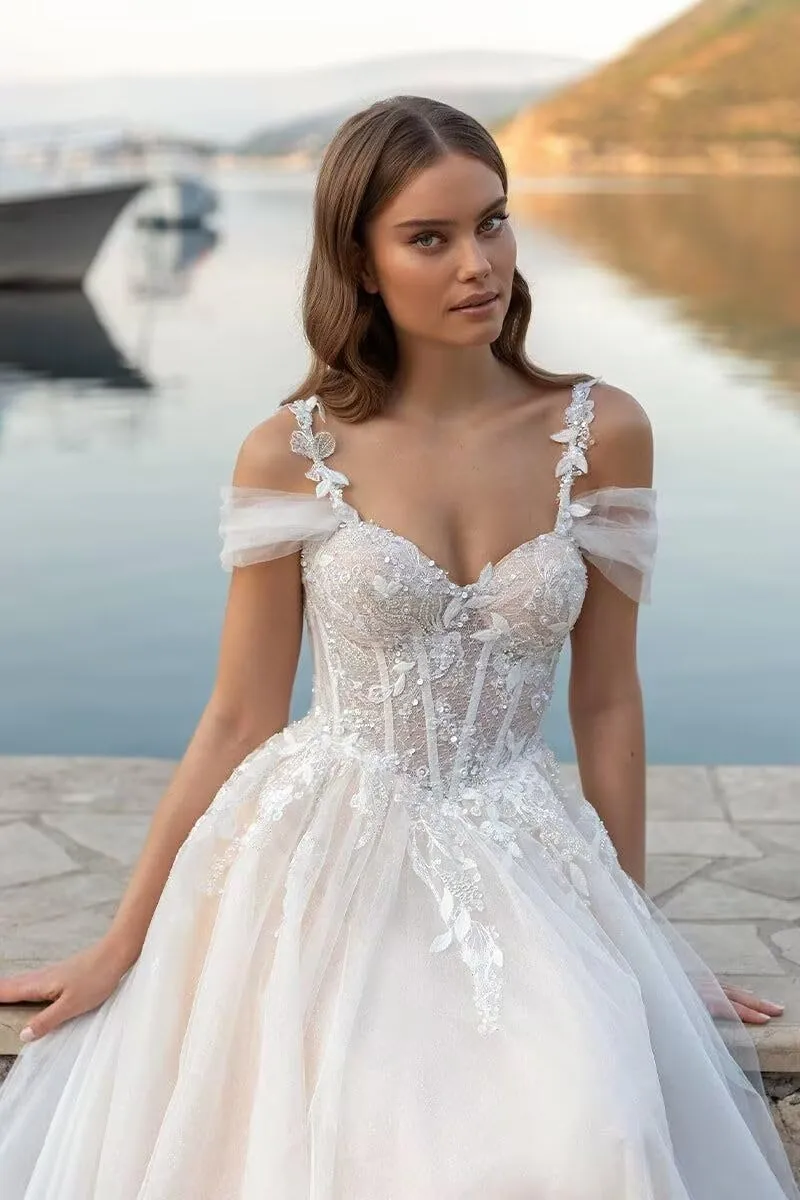 Off Shoulder Lace Applique Wedding Dress for Bride Strapless A-Line Satin Pleated Tulle Bridal Ball Gown with Corset
