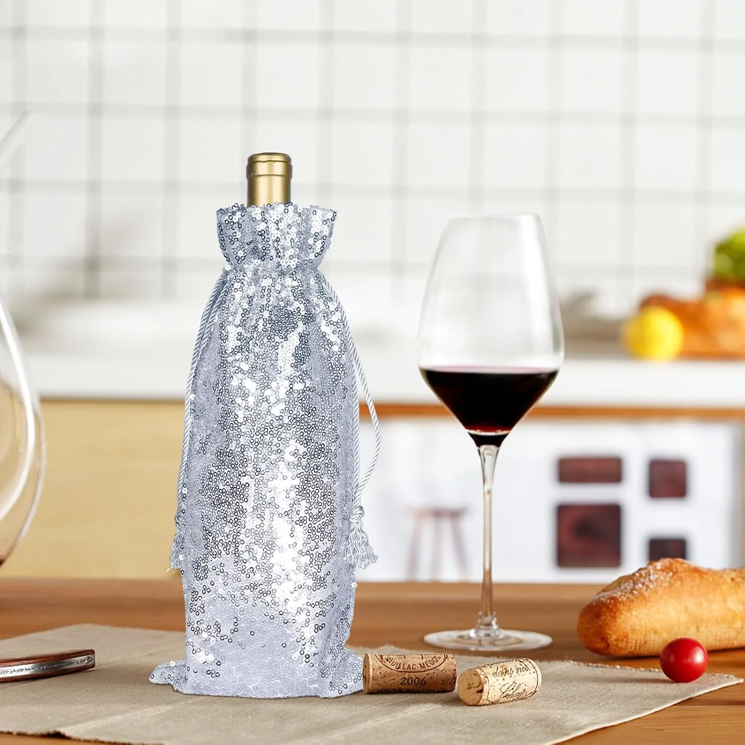 PartyDelight Silver Sequin Wine Gift Bag 4 Pack, Sparkly Beautiful and Reusable for Travel, Wedding, Birthday, Housewarming and Dinner Party.