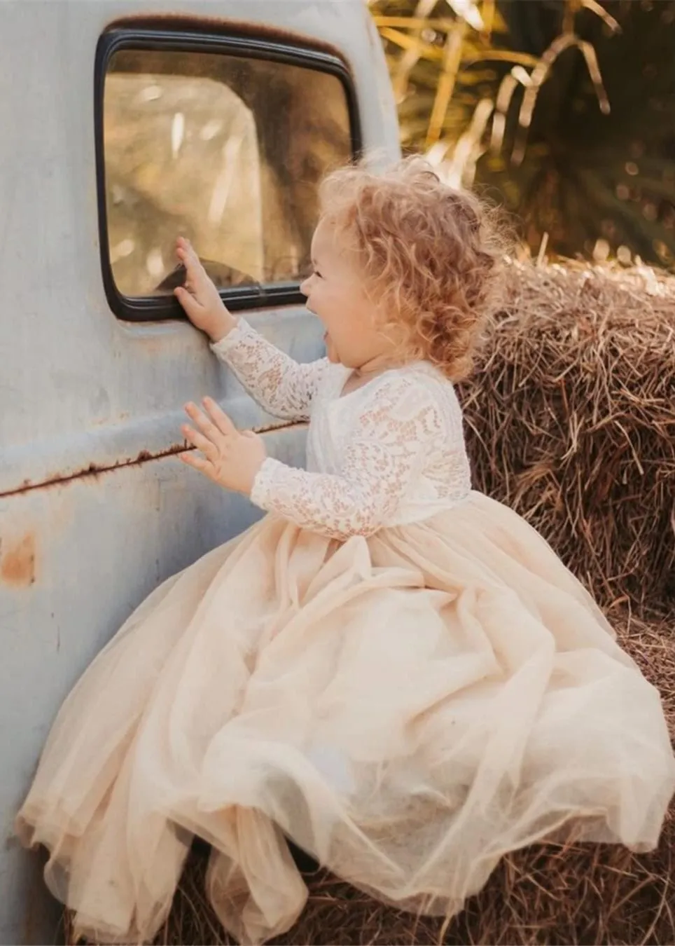 Peony Lace Flower Girl Dress in Champagne