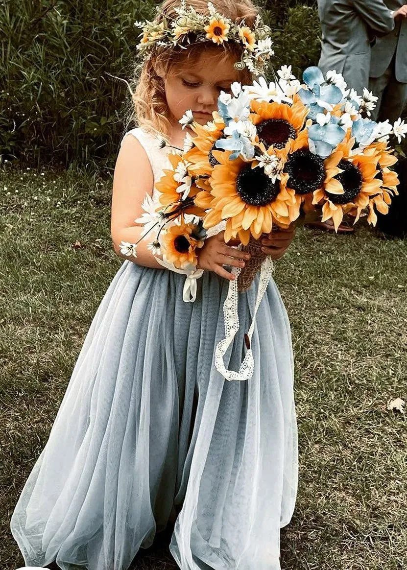 Peony Lace Flower Girl Dress in Light Gray