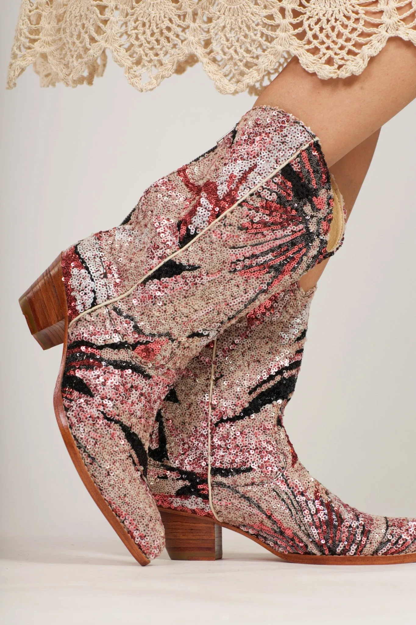 PINK BLACK SEQUIN EMBROIDERED WESTERN BOOTS RIAL
