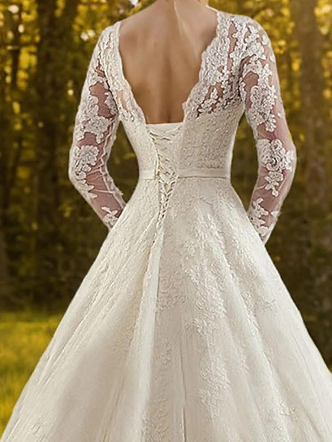 Romantic Elegant Sexy Ball Gown Formal Wedding Dress Court Train Illusion Neck Lace Tulle Lace Up Long Sleeve 2025