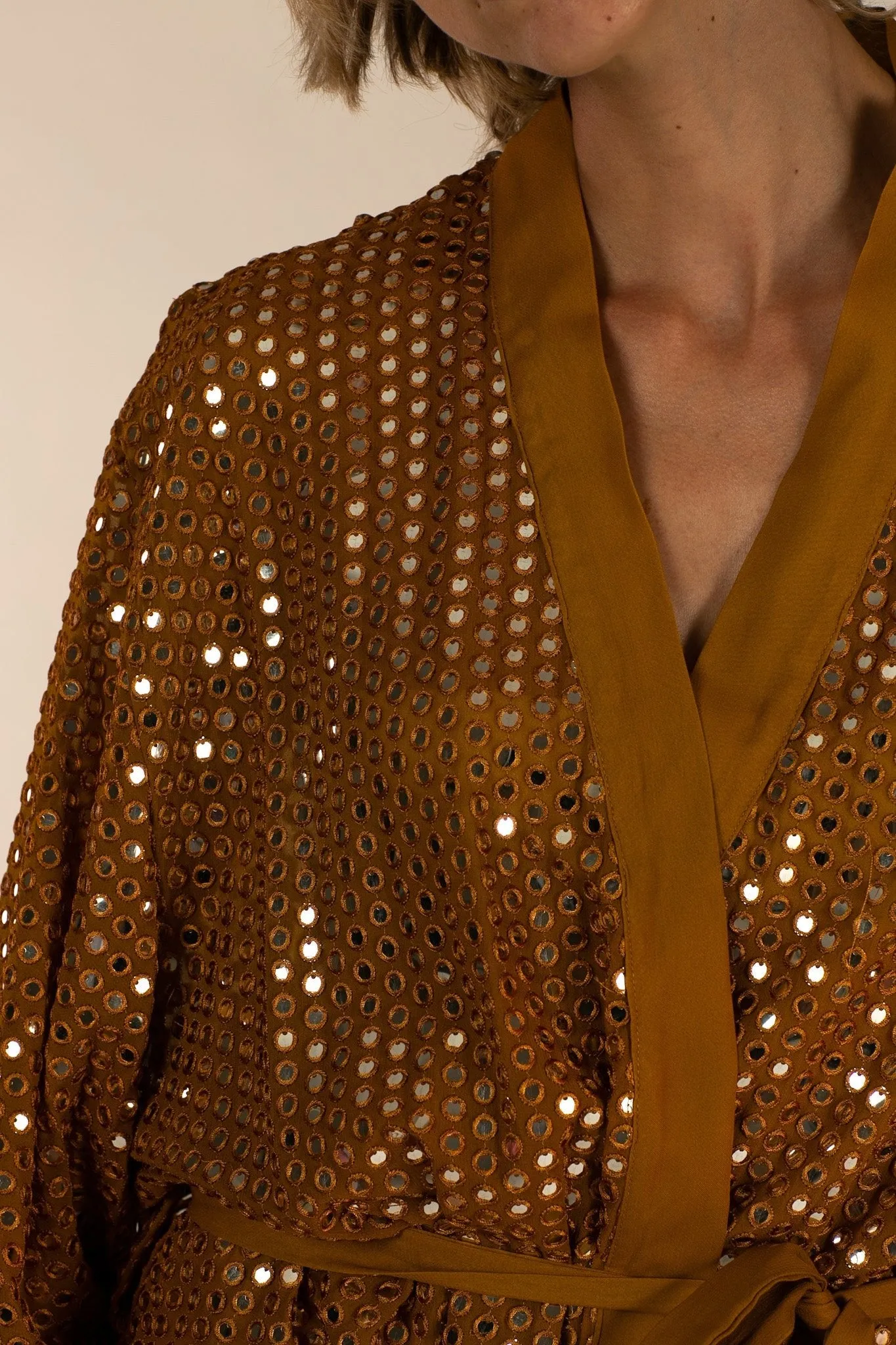 SEQUIN EMBELLISHED NOVELTY KIMONO NOVA