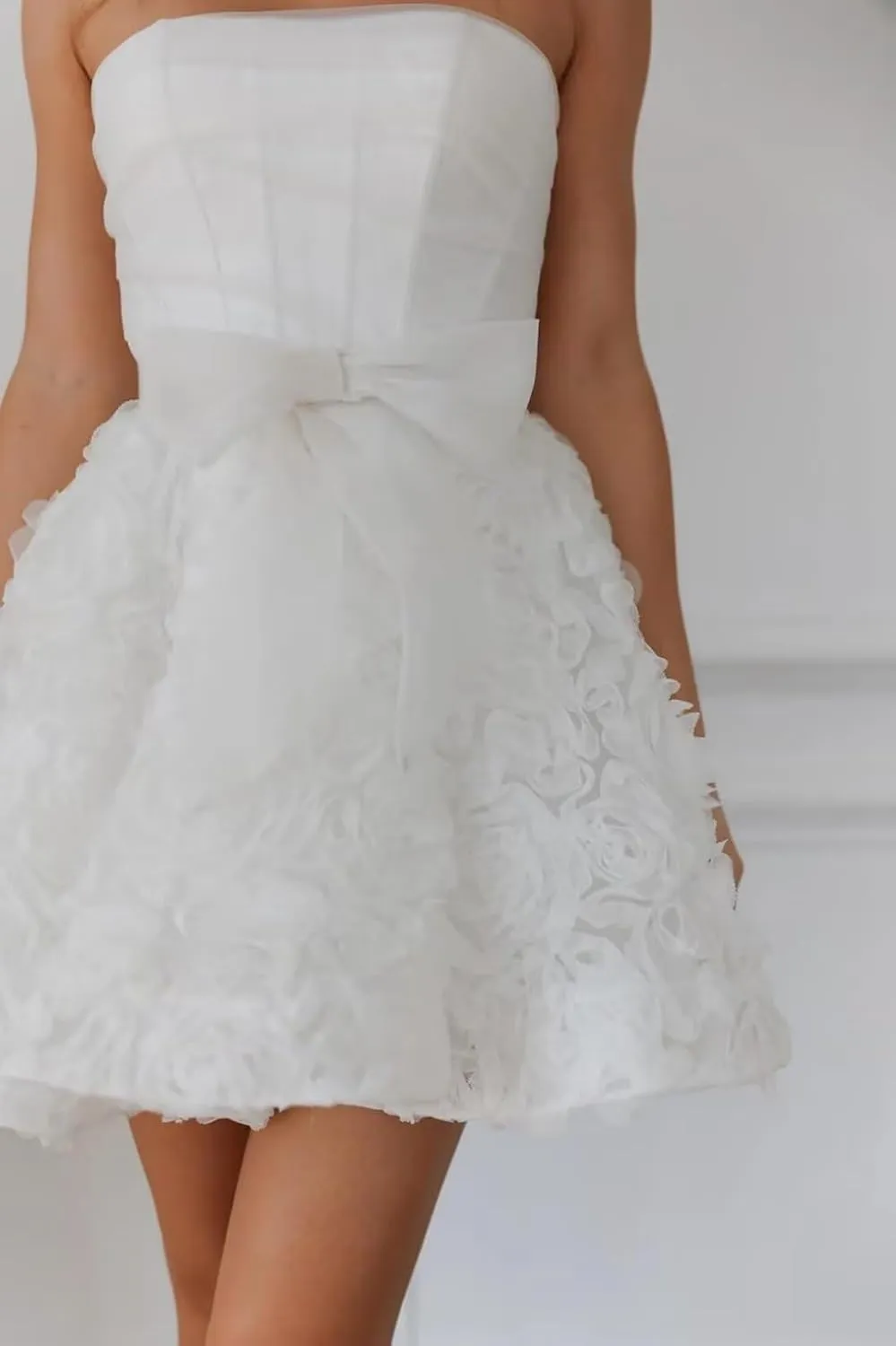 Short Lace Wedding Dresses for Bride 2025 Tiered Puffly Tulle V-Neck BridalGowns with Bow