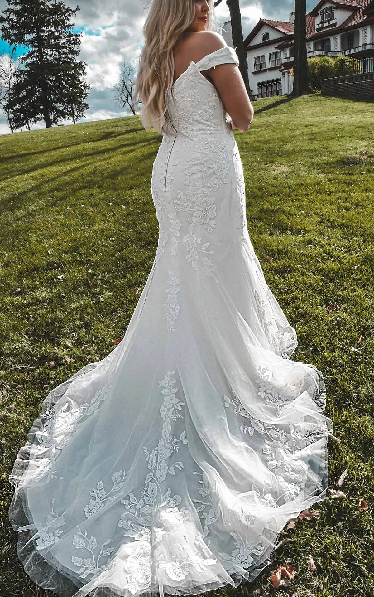 Stella York Style 7272 