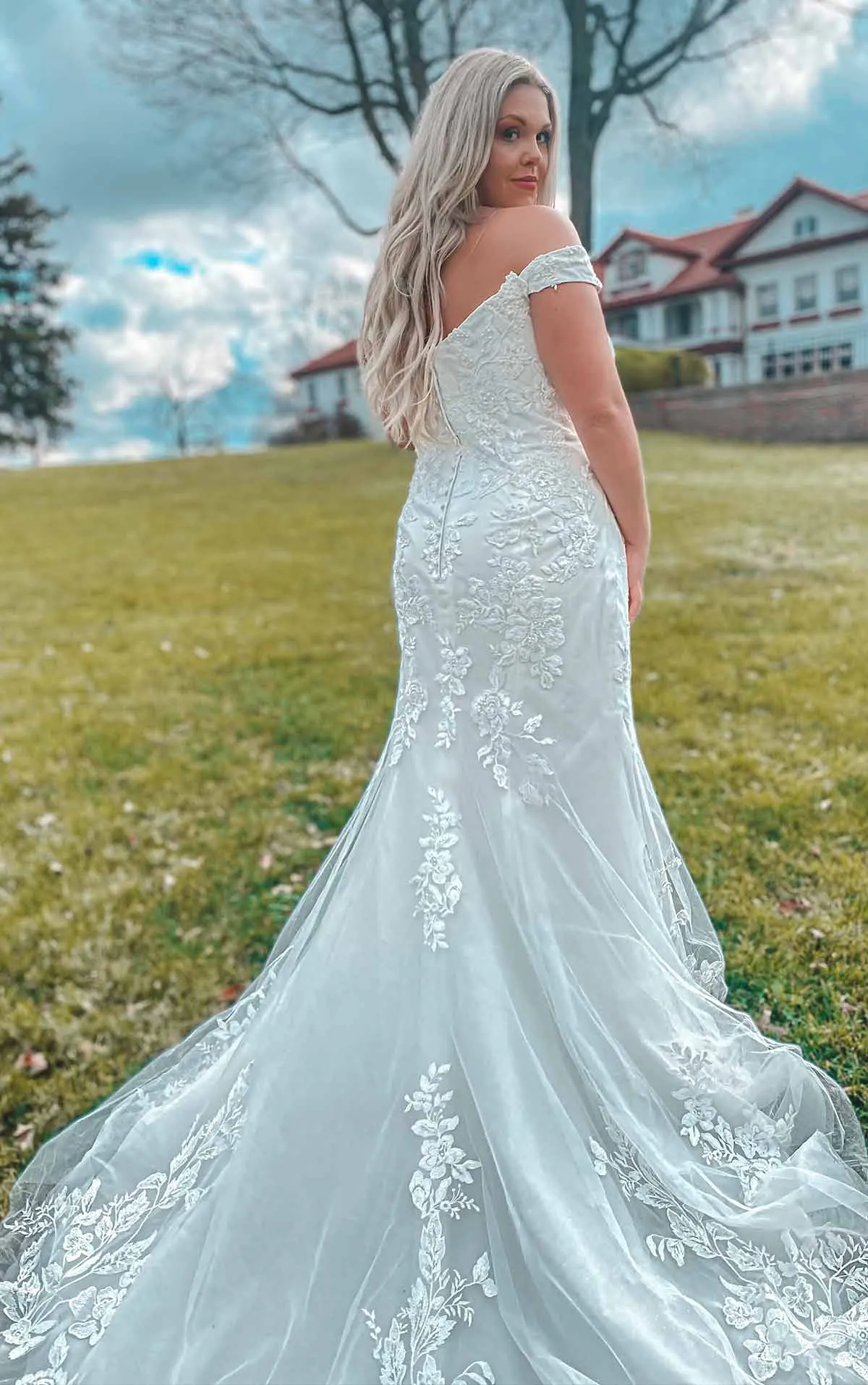 Stella York Style 7272 