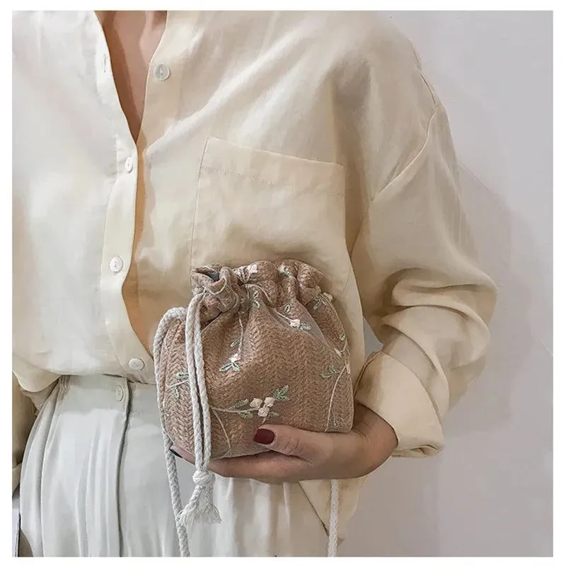 Stylish Woven Straw Shoulder Bags for Women