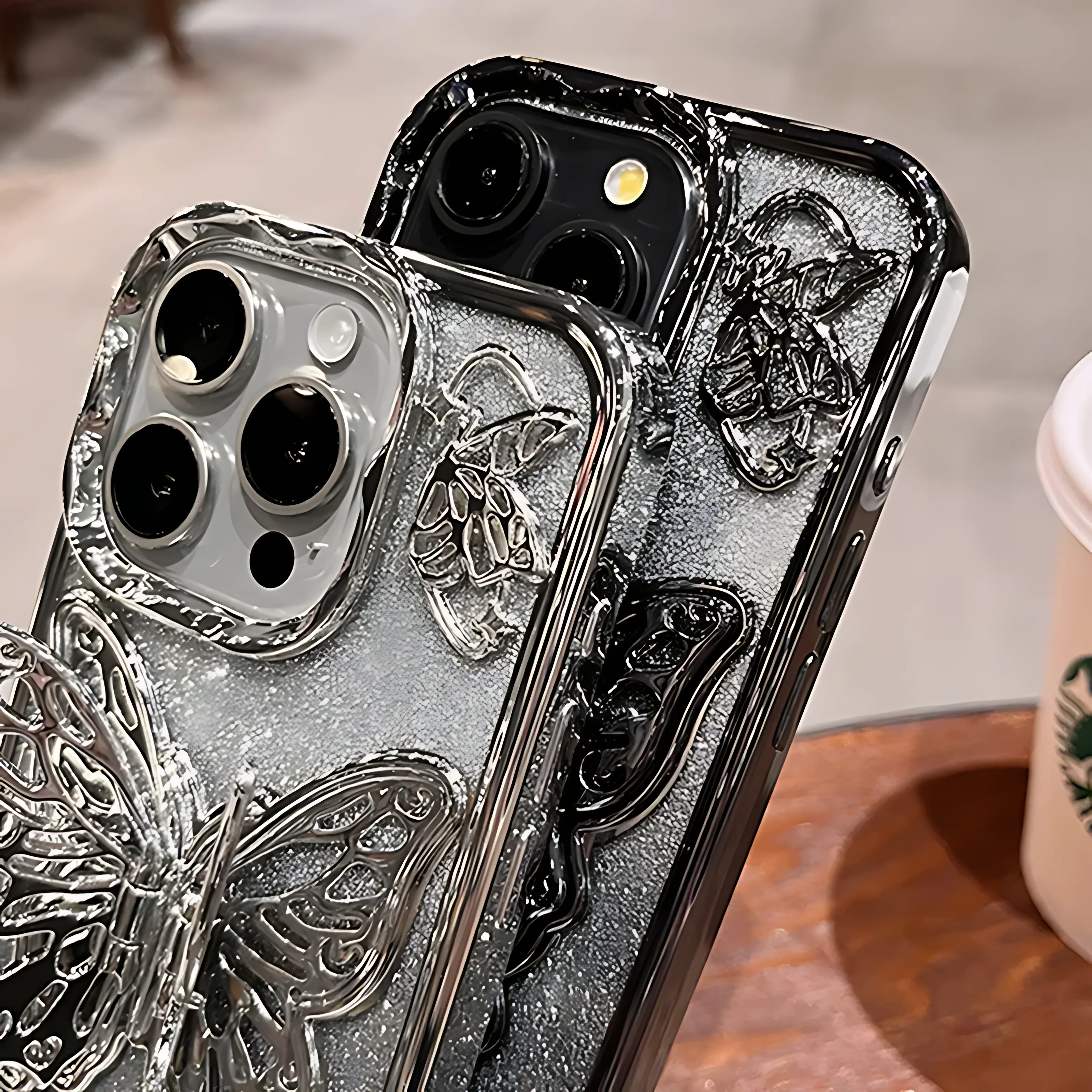 Three-dimensional Butterfly Glitter Case