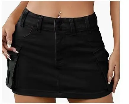 Three-Dimensional Pocket Skirt
