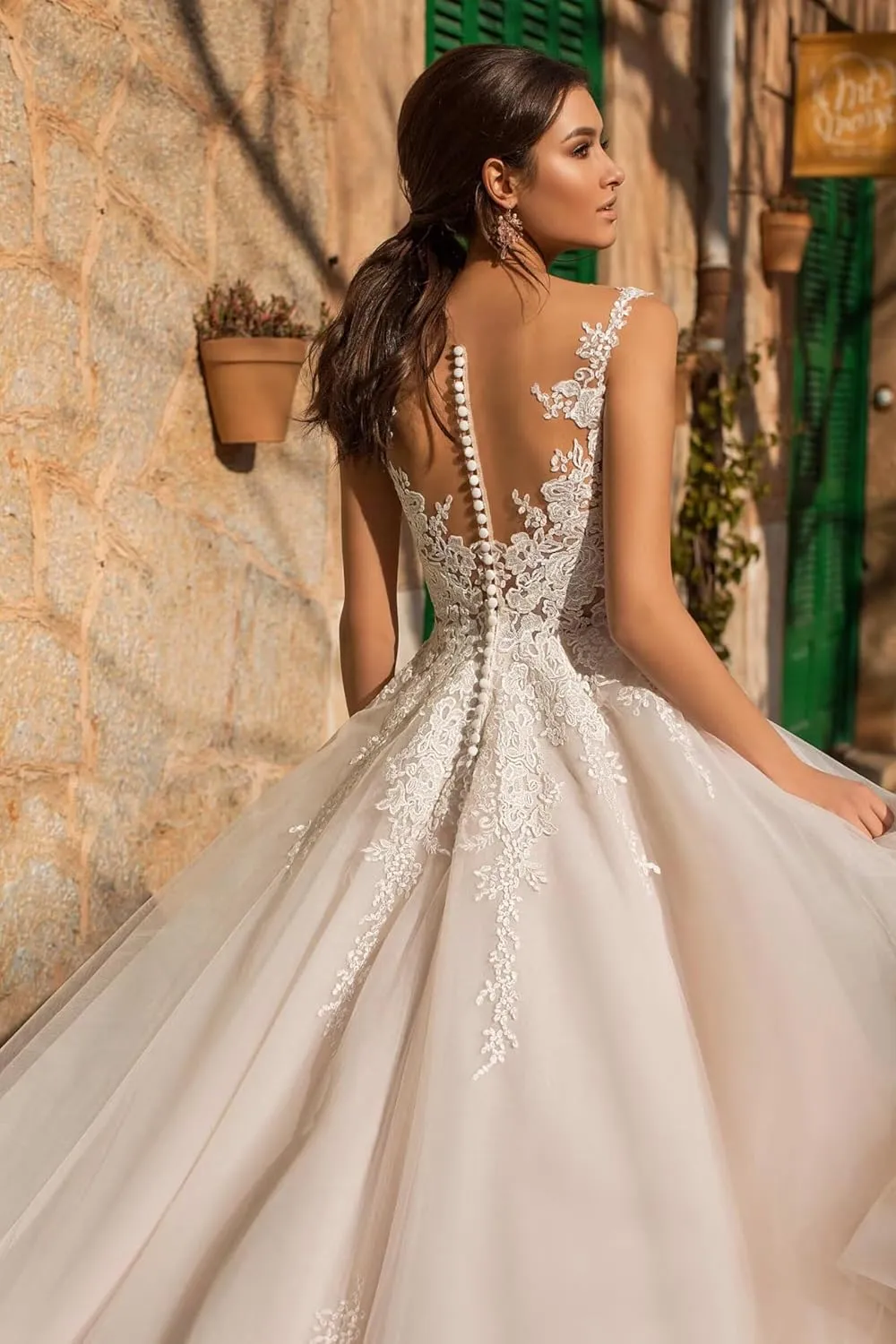 Tulle Wedding Dresses for Bride Lace Applique Bridal Dress Spaghetti Straps V Neck Wedding Gowns 2025