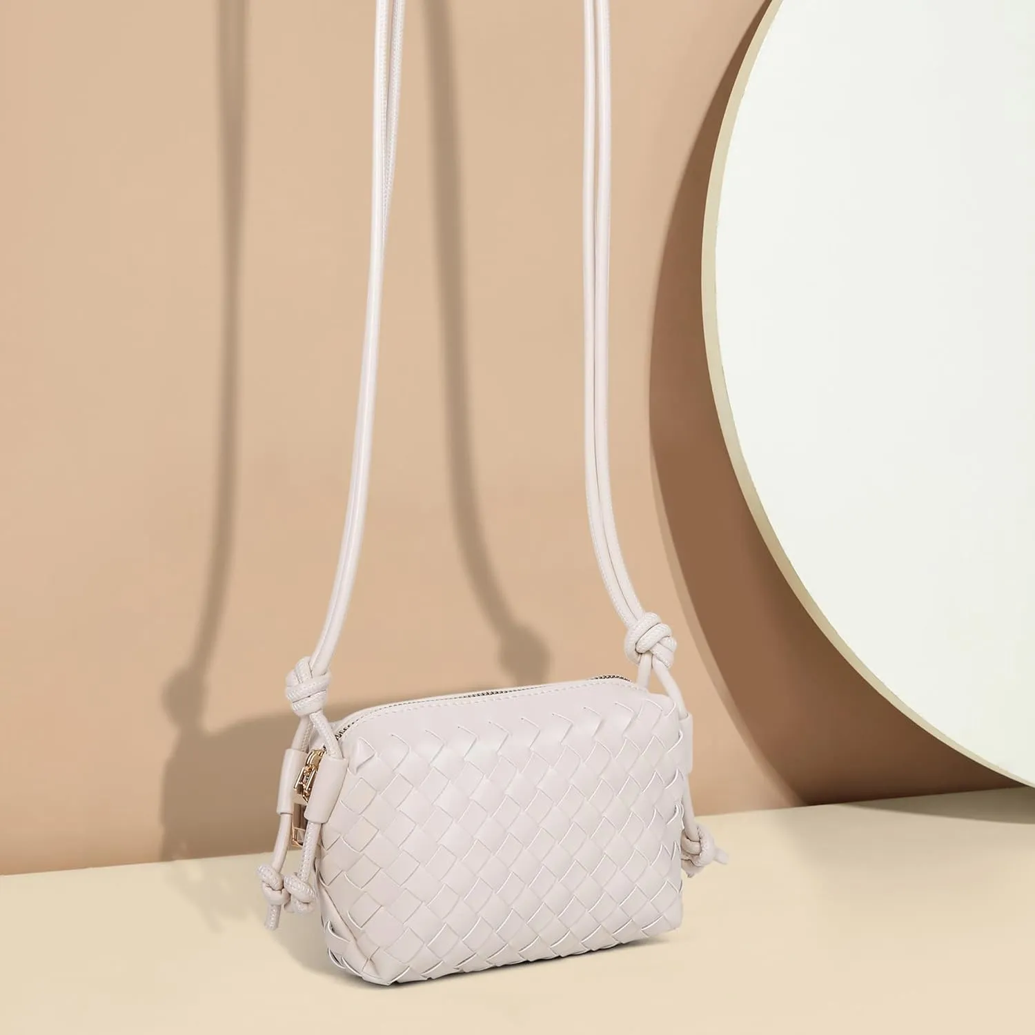 Woven Crossbody Bags for Women,Handwoven Small Purses for Women,Vegan Leather Handbag Trendy Shoulder Bag