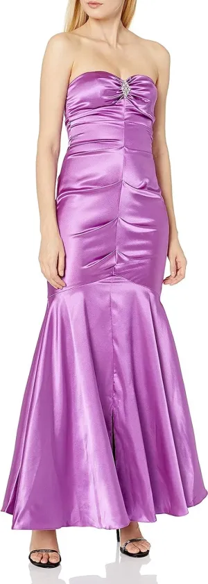 Xscape Women's Sweetheart Strapless Gown with Embellishment